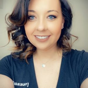 Meet your Posher, Sandie